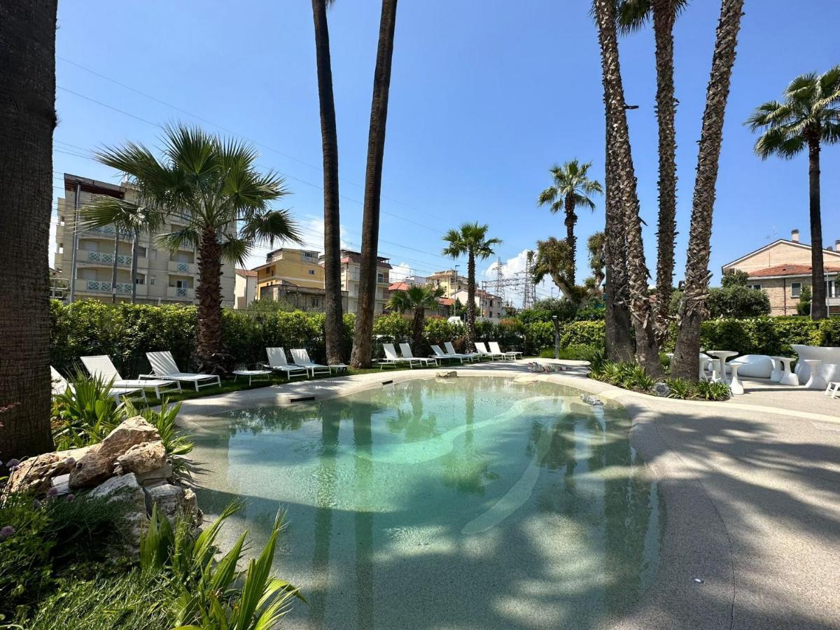 Hotel Relax Family & Spa San Benedetto del Tronto Esterno foto