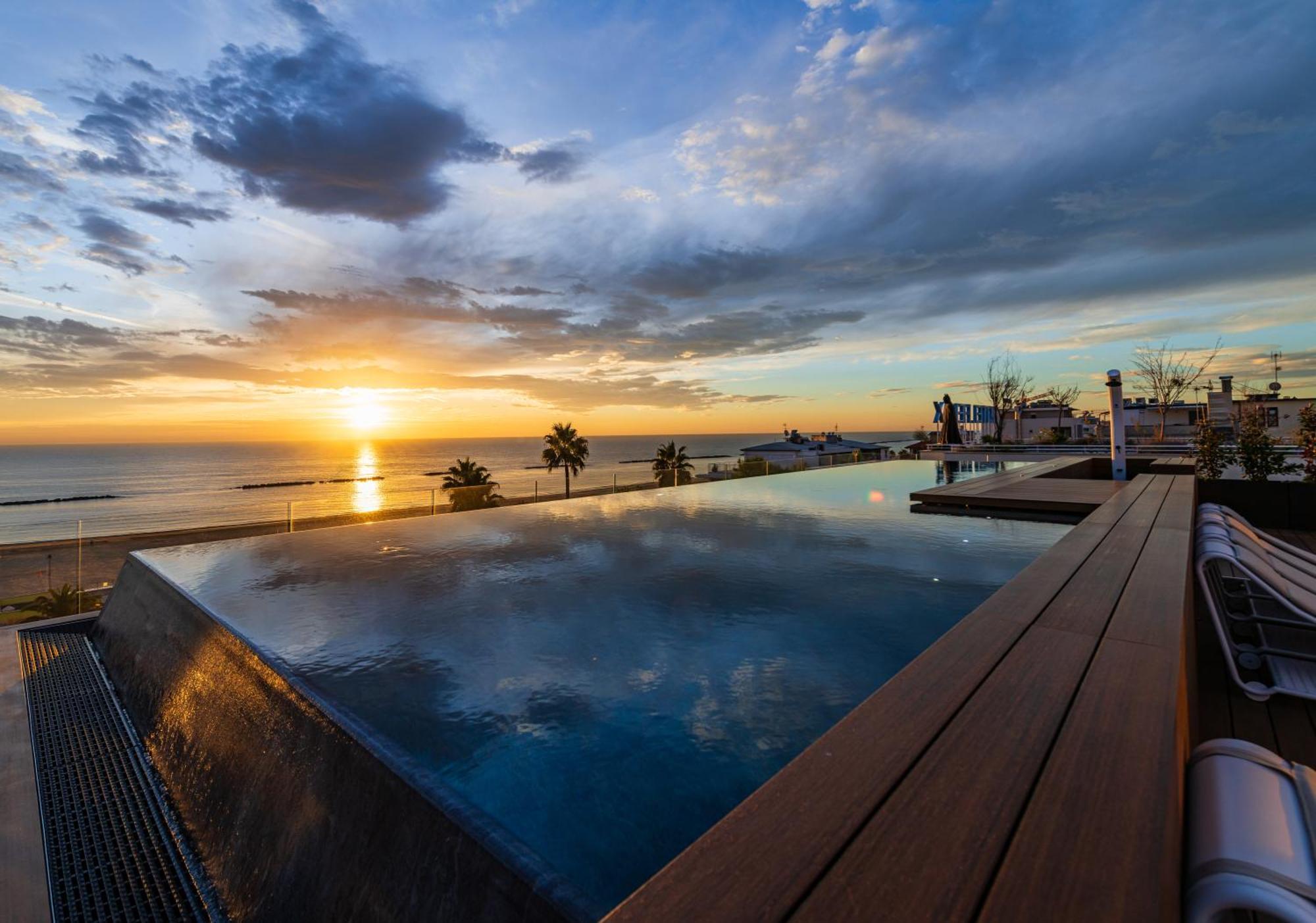 Hotel Relax Family & Spa San Benedetto del Tronto Esterno foto