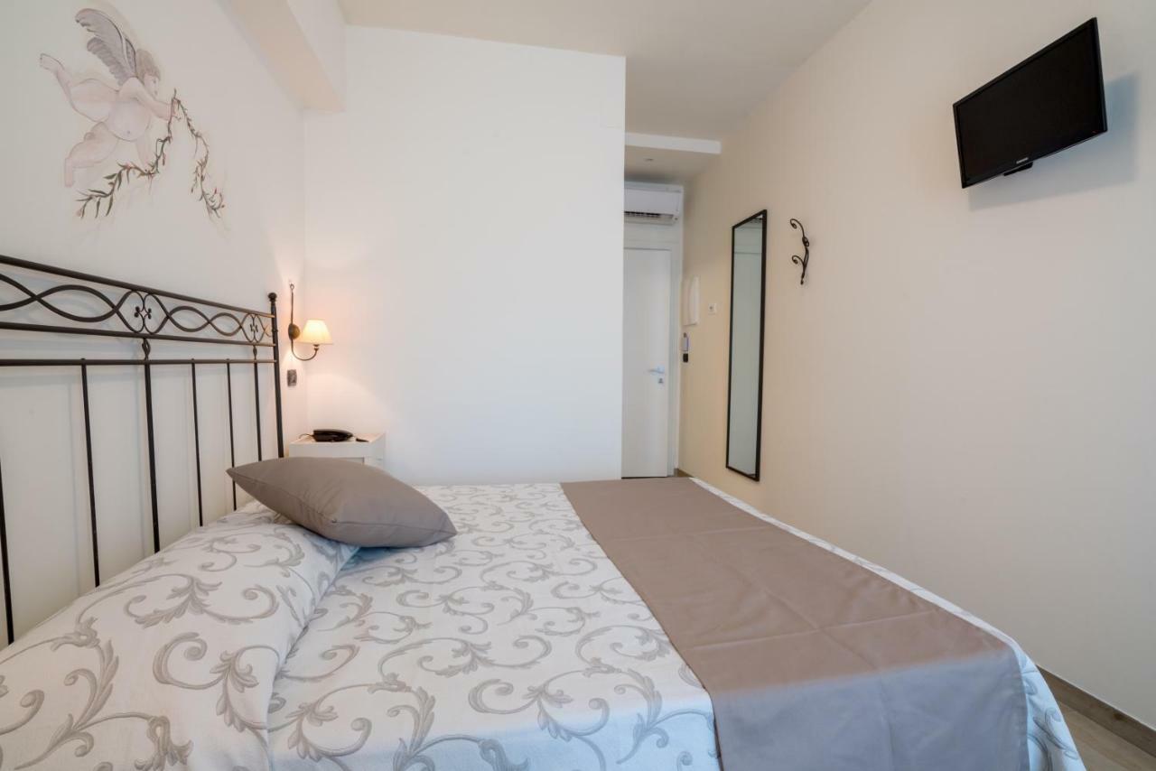 Hotel Relax Family & Spa San Benedetto del Tronto Esterno foto