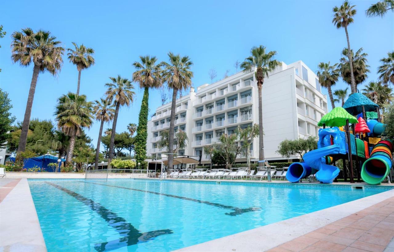 Hotel Relax Family & Spa San Benedetto del Tronto Esterno foto