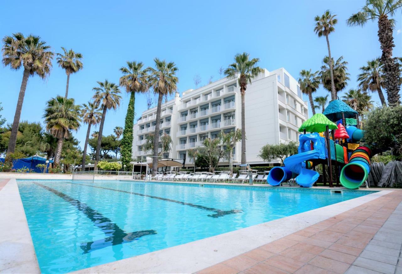 Hotel Relax Family & Spa San Benedetto del Tronto Esterno foto